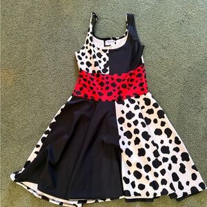 RunDisney Cruella De Vil Athletic Dress Size Medium